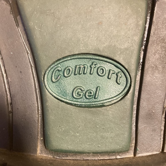 Sandro Comfort Gel Shoe Made in Brazil - Picture 9 of 10